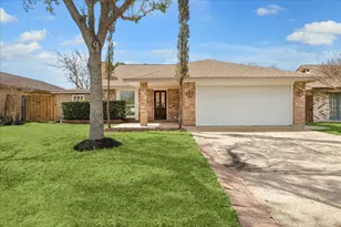 8703 Twisting Vine Ln, Houston, TX 77040 - Photo 1