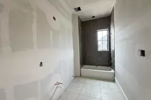 1312 Nagle St, Houston, TX 77003 - Photo 2