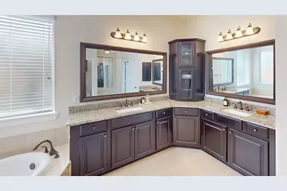 8134 Caroline Ridge Drive, Humble, TX 77396 - Photo 22