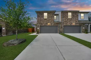 10309 Costa Ter Dr, Rosharon, TX 77583 - Photo 1