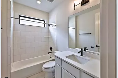 3226 Royal Oaks Hollow Lane, Houston, TX 77082 - Photo 20