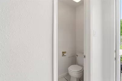 11000 Kinghurst Drive #134, Houston, TX 77099 - Photo 6