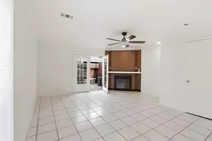 11000 Kinghurst Dr, Houston, TX 77099 - Photo 8