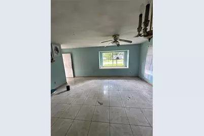 9318 Sterlingshire Street, Houston, TX 77078 - Photo 12