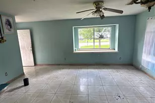 9318 Sterlingshire St, Houston, TX 77078 - Photo 12