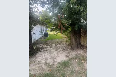 9318 Sterlingshire Street, Houston, TX 77078 - Photo 10