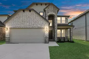 12027 Maple Oak Dr, Houston, TX 77066 - Photo 1