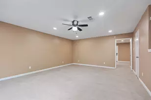 6713 Biggs Ct, Houston, TX 77061 - Photo 4