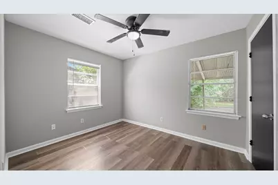 5242 Greylog Drive, Houston, TX 77048 - Photo 16