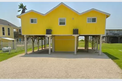 407 Sea Shell Drive, Surfside Beach, TX 77541 - Photo 2