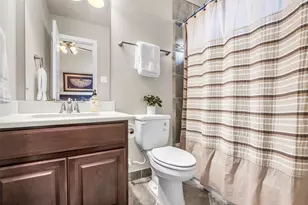 246 Hearthshire Cir, The Woodlands, TX 77354 - Photo 24