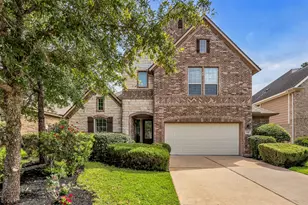 246 Hearthshire Cir, The Woodlands, TX 77354 - Photo 1