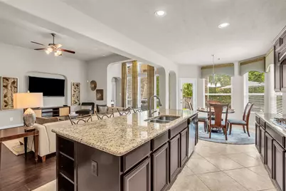 246 Hearthshire Circle, The Woodlands, TX 77354 - Photo 14