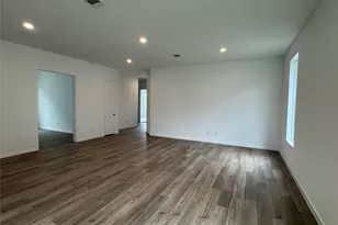 9429 Pacific Crst Ct, Porter, TX 77365 - Photo 4