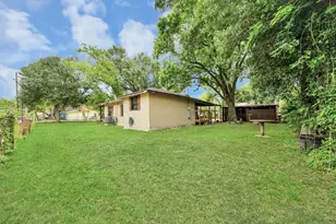 204 S 4th St, Alvin, TX 77511 - Photo 36