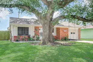 12342 Ledger Ln, Houston, TX 77015 - Photo 2