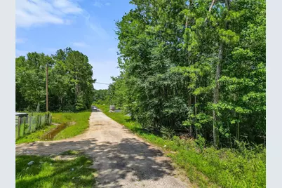 19133 Durham Court, New Caney, TX 77357 - Photo 10