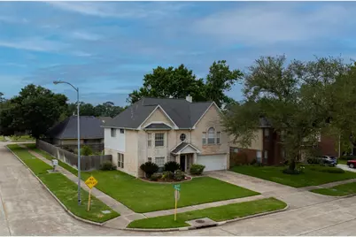 303 Welford Lane, Highlands, TX 77562 - Photo 4