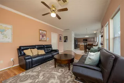 303 Welford Lane, Highlands, TX 77562 - Photo 18