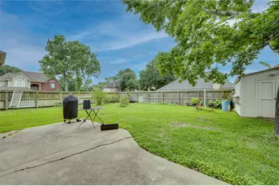303 Welford Lane, Highlands, TX 77562 - Photo 32