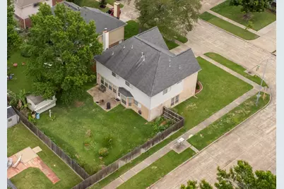 303 Welford Lane, Highlands, TX 77562 - Photo 34