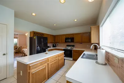 303 Welford Lane, Highlands, TX 77562 - Photo 12