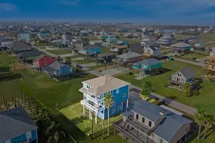 22901 Buena St, Galveston, TX 77554 - Photo 36