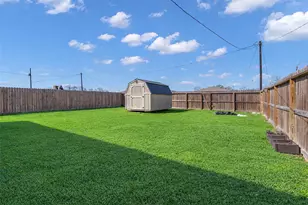 2511 17th St, Hempstead, TX 77445 - Photo 20