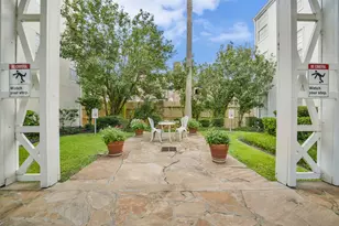 2333 Bering Dr, Houston, TX 77057 - Photo 26