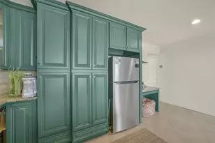 2333 Bering Dr, Houston, TX 77057 - Photo 10