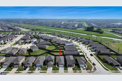 9010 Estes Lakes Drive, Baytown, TX 77521 - Photo 32
