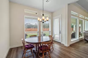 305 Champions Ct, El Campo, TX 77437 - Photo 24