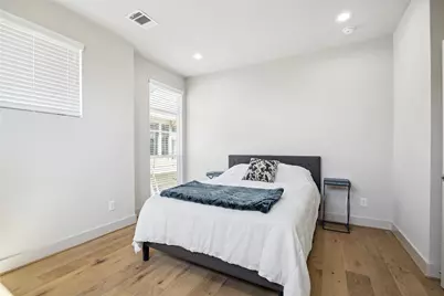 5237 Hillman Street #F, Houston, TX 77023 - Photo 12