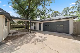 10111 Kerrwood Ln, Houston, TX 77080 - Photo 26