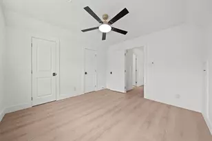 10111 Kerrwood Ln, Houston, TX 77080 - Photo 20