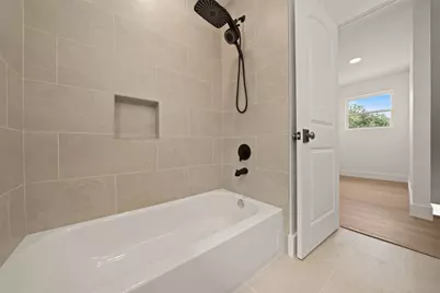 10111 Kerrwood Lane, Houston, TX 77080 - Photo 22