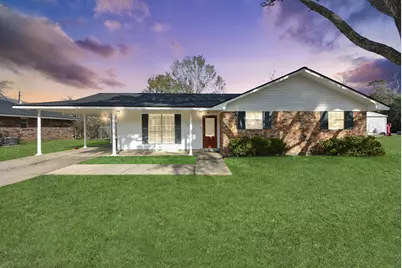 2004 Manor Street, Dayton, TX 77535 - Photo 2