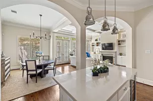 1202 Wynden Commons Ln, Houston, TX 77056 - Photo 12