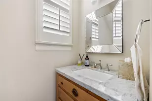 1202 Wynden Commons Ln, Houston, TX 77056 - Photo 16