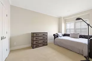 1202 Wynden Commons Ln, Houston, TX 77056 - Photo 32