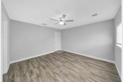 4732 Carmen Street #B, Houston, TX 77033 - Photo 22