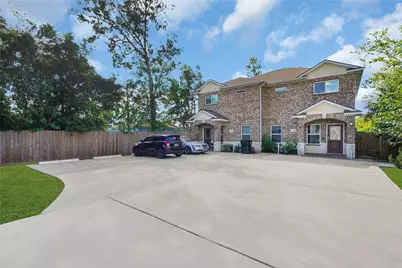 4732 Carmen Street #B, Houston, TX 77033 - Photo 2