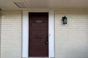 12925 Trail Hollow Dr, Houston, TX 77079 - Photo 22