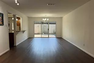 12925 Trail Hollow Dr, Houston, TX 77079 - Photo 6