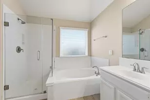 11422 English Rose Trail, Missouri City, TX 77459 - Photo 14