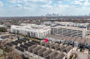 351 W 26th St, Houston, TX 77008 - Photo 8