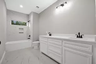 307 Grand Vw, Huntsville, TX 77340 - Photo 40