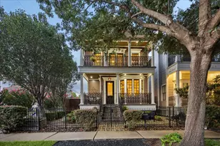 809 W 9th St, Houston, TX 77007 - Photo 1