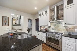 809 W 9th St, Houston, TX 77007 - Photo 12