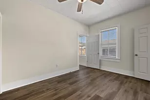 723 Sealy St, Galveston, TX 77550 - Photo 10